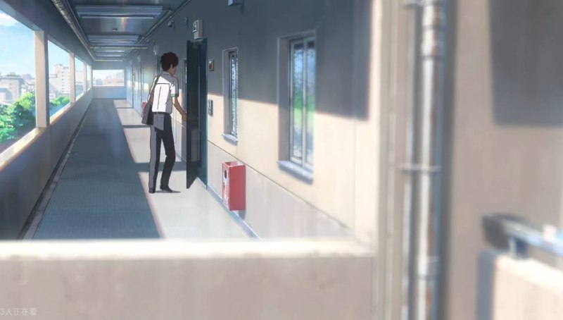 去大学同学的公寓里面吃了顿火锅🥘，我带🥔，他准备🍖和🥣，美美地饱餐一顿